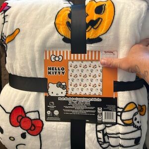 HTF Halloween Hello kitty blanket